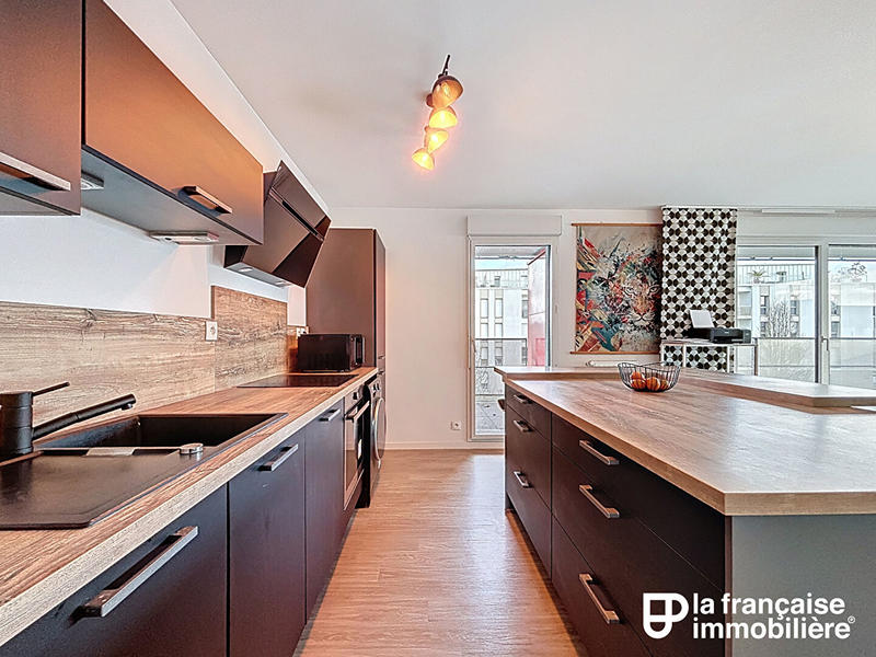 Appartement - 80 m² - 4 pièces