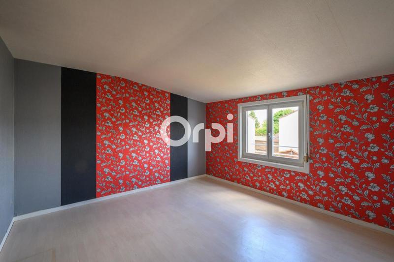 Maison - 98 m² - 4 pièces