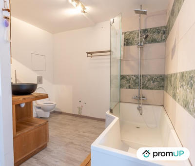 Maison traditionnelle - 177 m² - 4 pièces