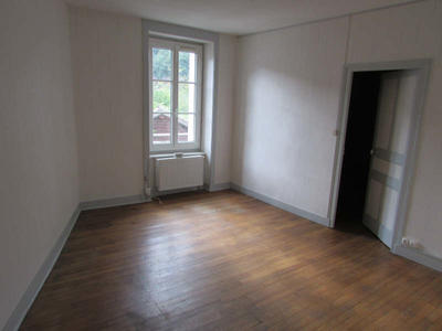 Maison - 140 m² - 8 pièces