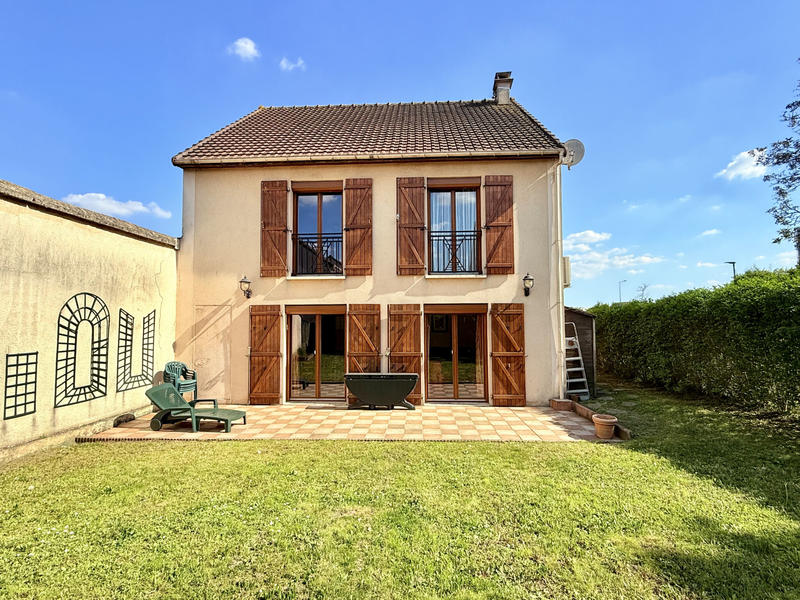 Maison - 120 m² - 5 pièces