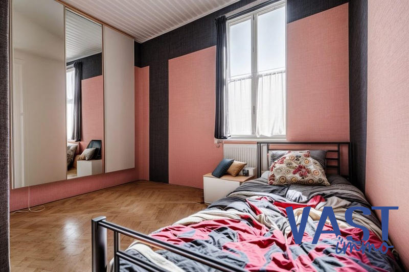 Maison - 185 m² - 8 pièces