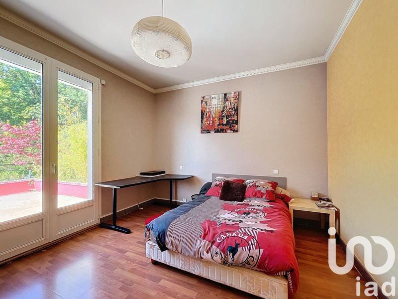 Maison - 265 m² - 8 pièces