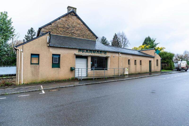 Maison - 225 m² - 6 pièces