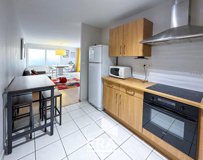 Appartement - 65 m² - 2 pièces