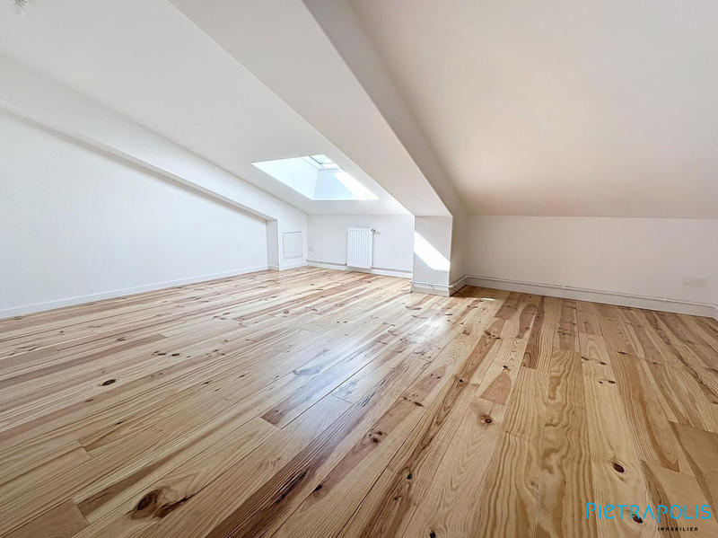 Appartement - 88 m² - 3 pièces