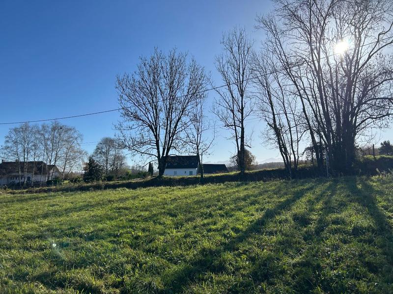 Terrain constructible - 1 796 m²