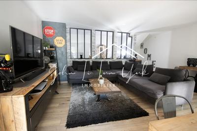 Maison - 136 m² - 6 pièces