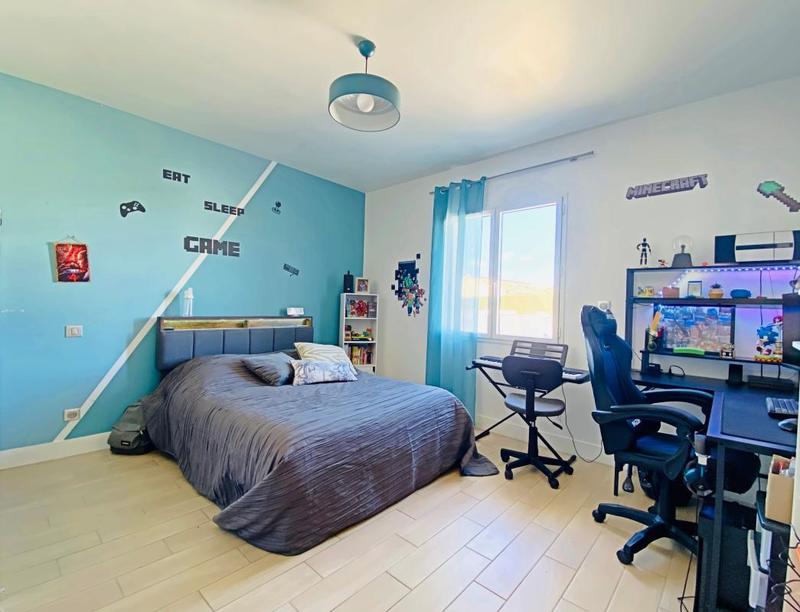 Maison - 145 m² - 4 pièces