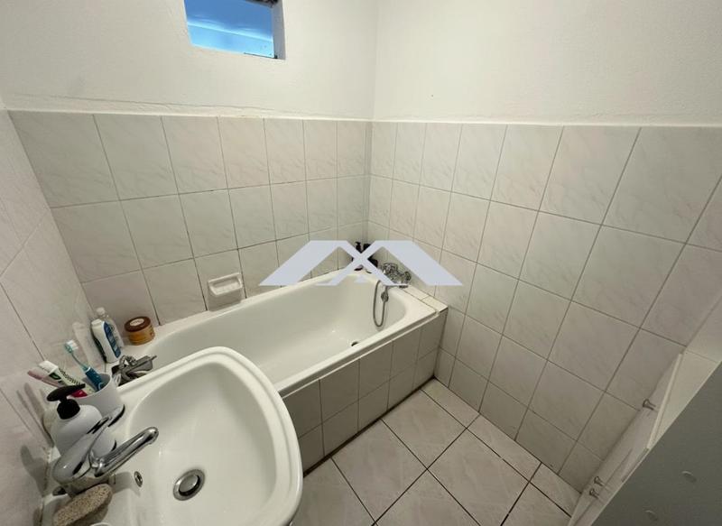 Maison ancienne - 220 m² - 12 pièces