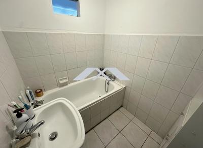 Maison ancienne - 220 m² - 12 pièces