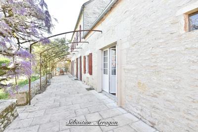 Maison en pierre - 190 m² - 8 pièces