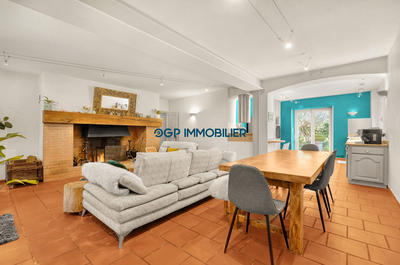 Maison ancienne - 262 m² - 11 pièces