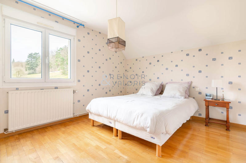 Maison - 269 m² - 7 pièces