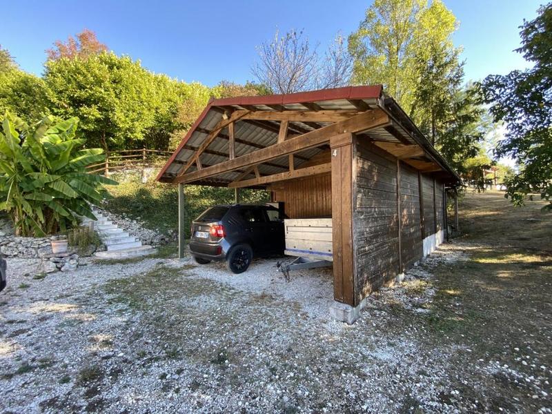 Maison - 253 m² - 5 pièces