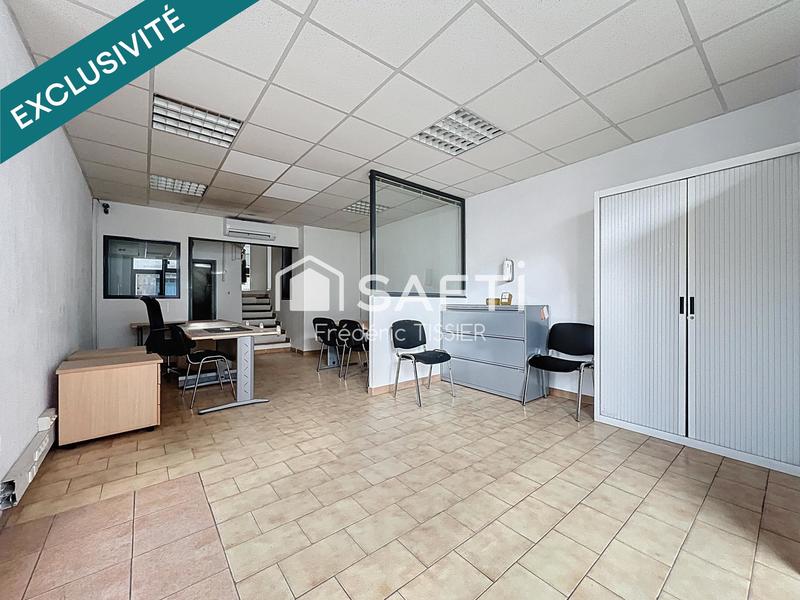 Immeuble - 300 m² - 2 pièces