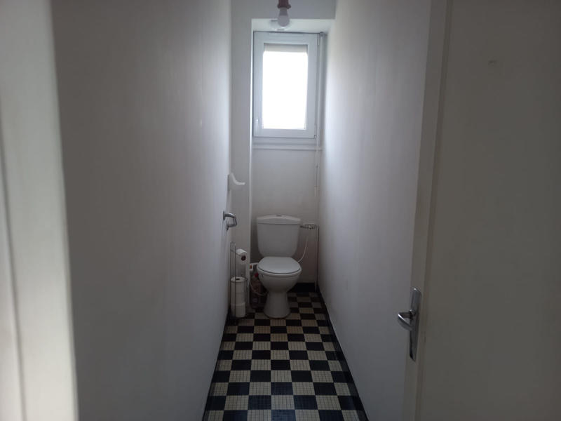 Maison - 128 m² - 8 pièces