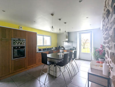 Maison - 176 m² - 5 pièces