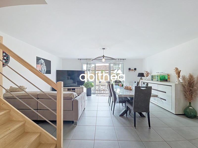 Maison - 82 m² - 4 pièces