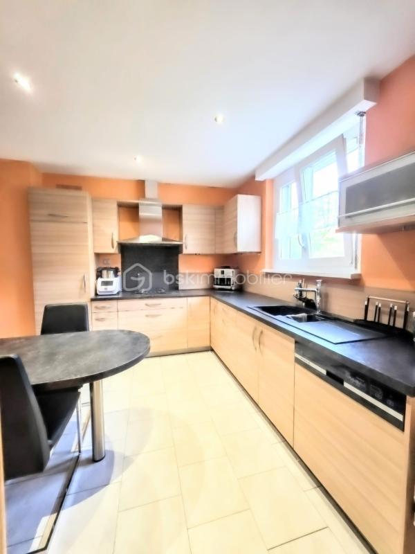 Maison - 272 m² - 11 pièces