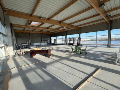 Local commercial - 1 500 m² - 8 pièces