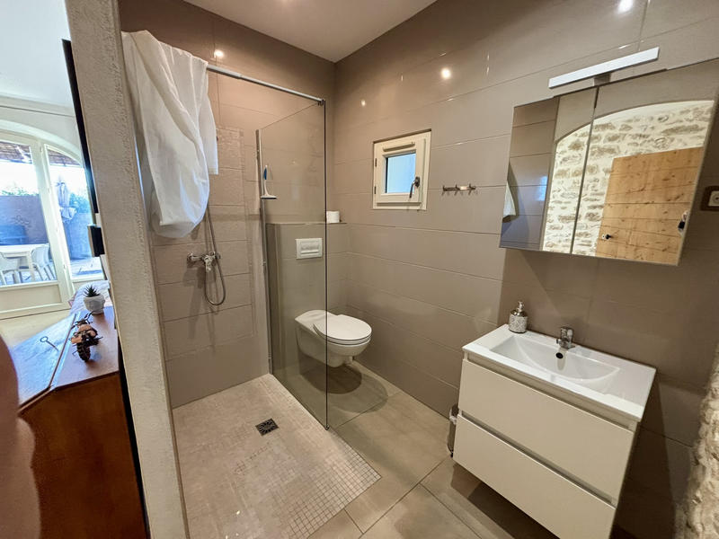 Mas - 185 m² - 5 pièces