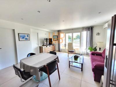 Appartement - 77 m² - 4 pièces