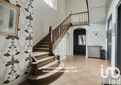 Maison - 407 m² - 12 pièces