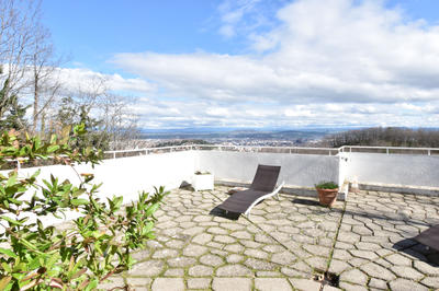 Maison - 146 m² - 7 pièces