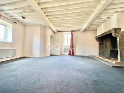 Appartement - 99 m² - 4 pièces