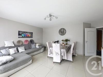 Appartement - 72 m² - 3 pièces