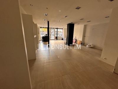 Local commercial - 91 m²