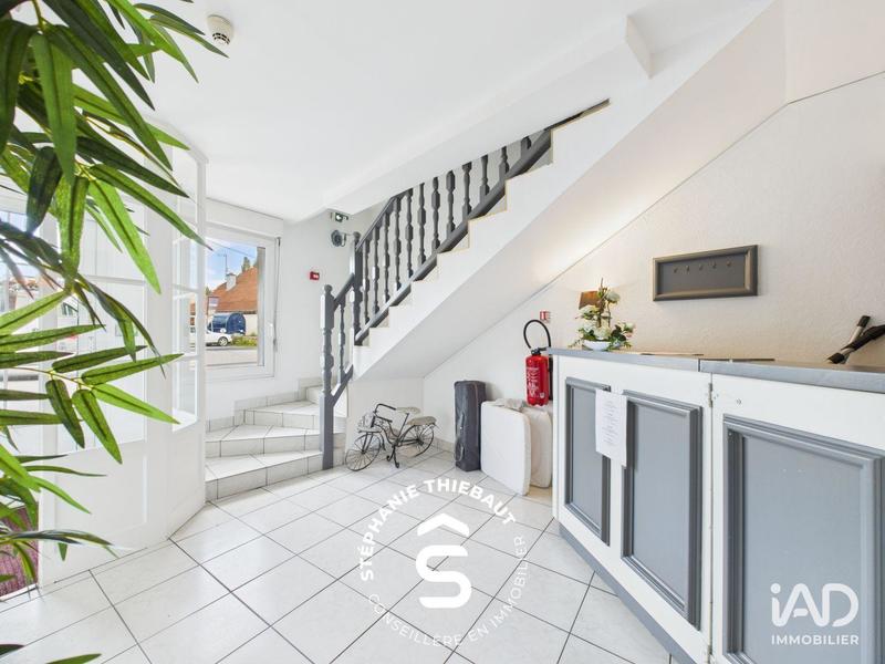 Local commercial - 407 m²