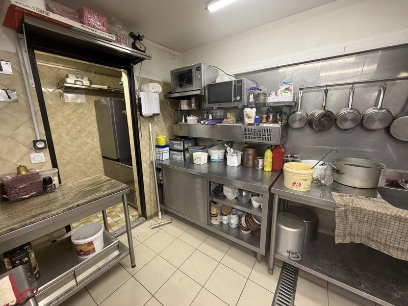 Fonds de commerce - Hôtellerie / Restauration - 150 m²