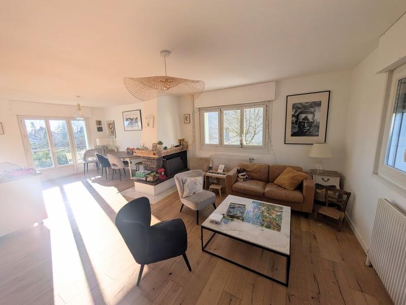 Maison - 157 m² - 7 pièces