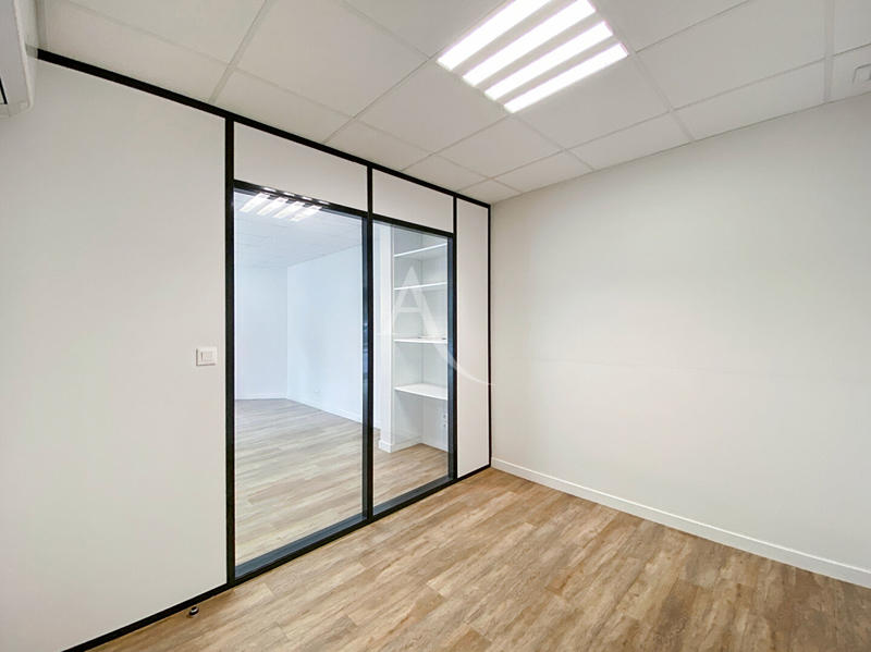 Local commercial - 71 m²