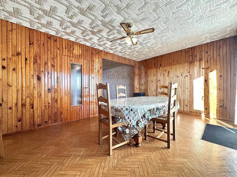 Maison - 96 m² - 5 pièces