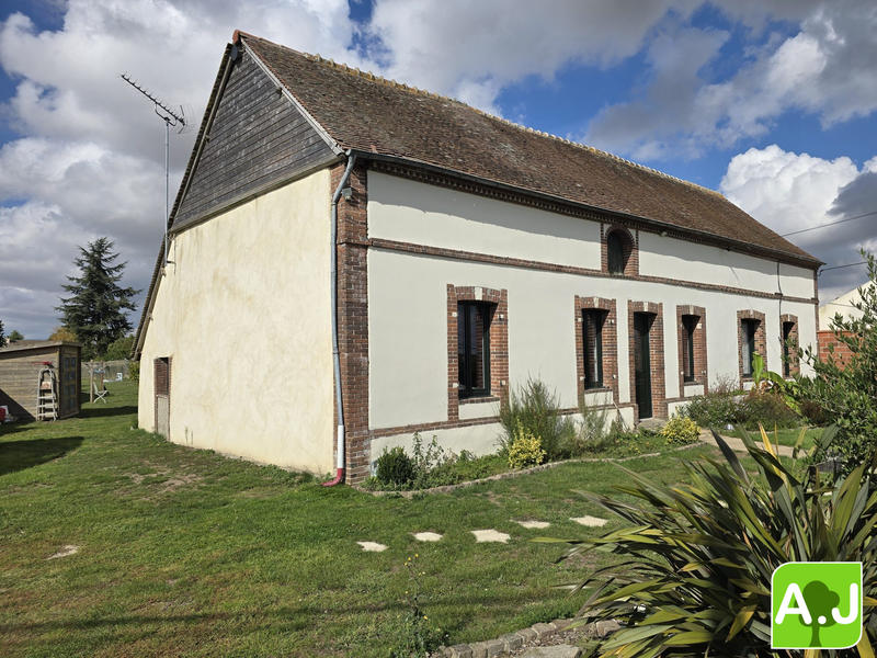 Maison traditionnelle - 140 m² - 5 pièces
