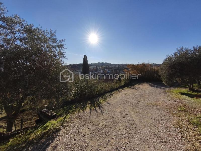 Villa - 97 m² - 5 pièces