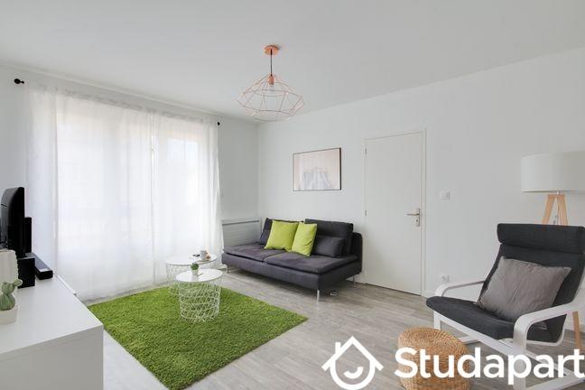 Chambre - 9 m² - 1 pièce