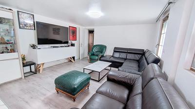 Maison traditionnelle - 82 m² - 4 pièces