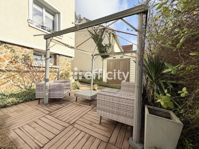 Maison - 95 m² - 4 pièces