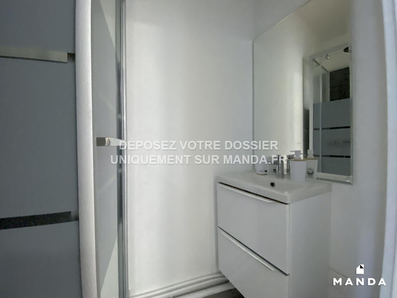 Chambre - 10 m² - 5 pièces