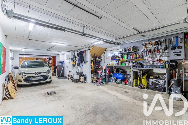 Maison - 90 m² - 5 pièces