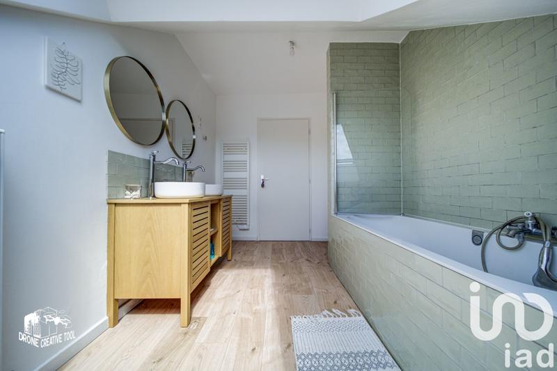 Appartement - 91 m² - 3 pièces