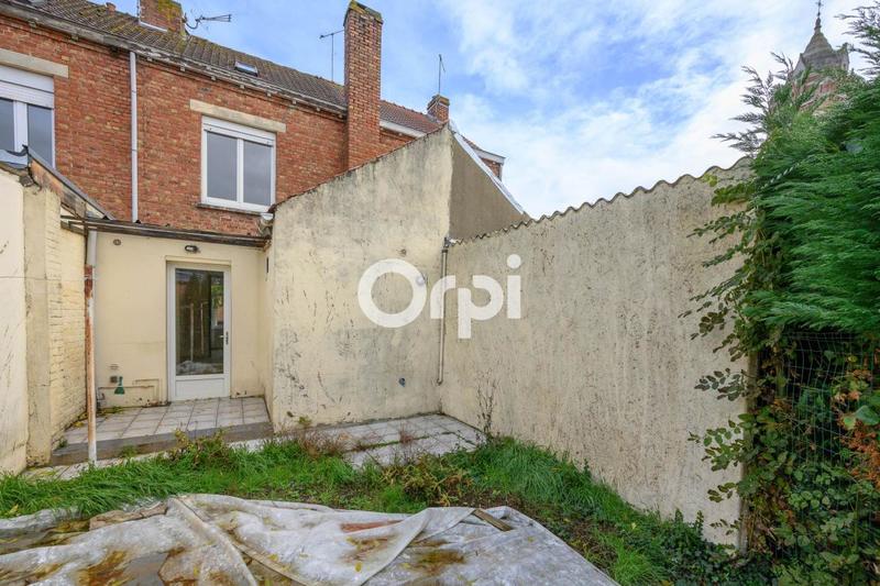 Maison - 93 m² - 4 pièces