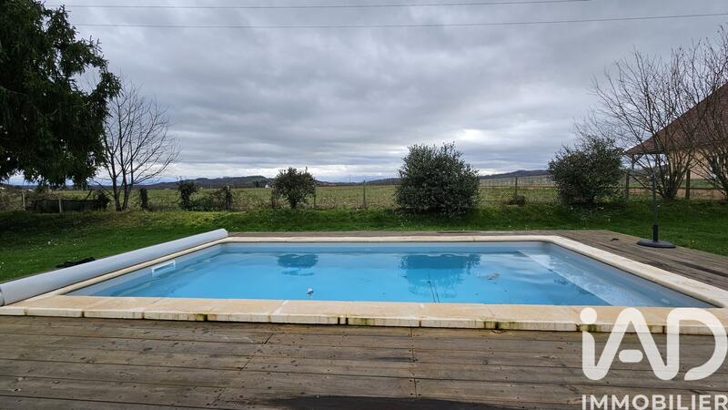 Maison - 103 m² - 5 pièces