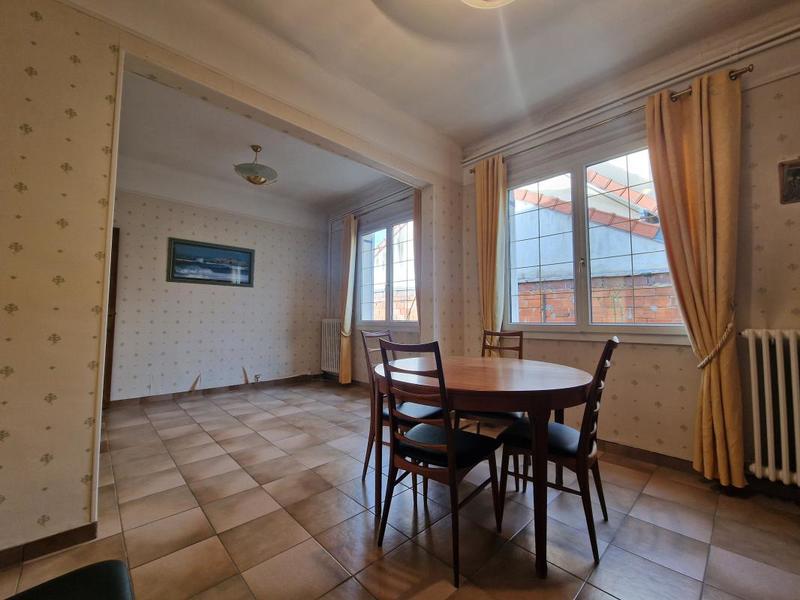Maison - 104 m² - 4 pièces