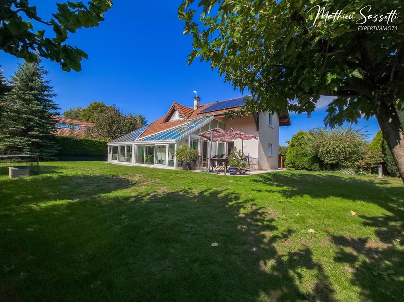 Maison - 165 m² - 6 pièces