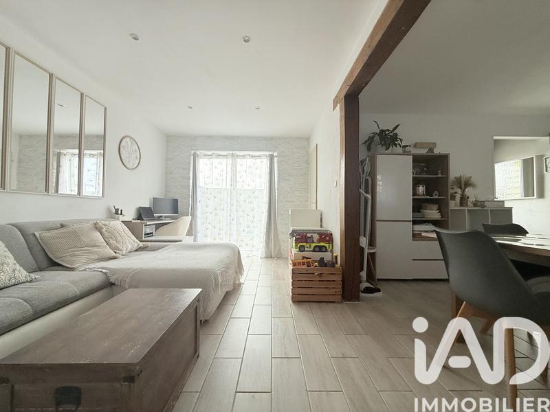 Maison - 94 m² - 5 pièces